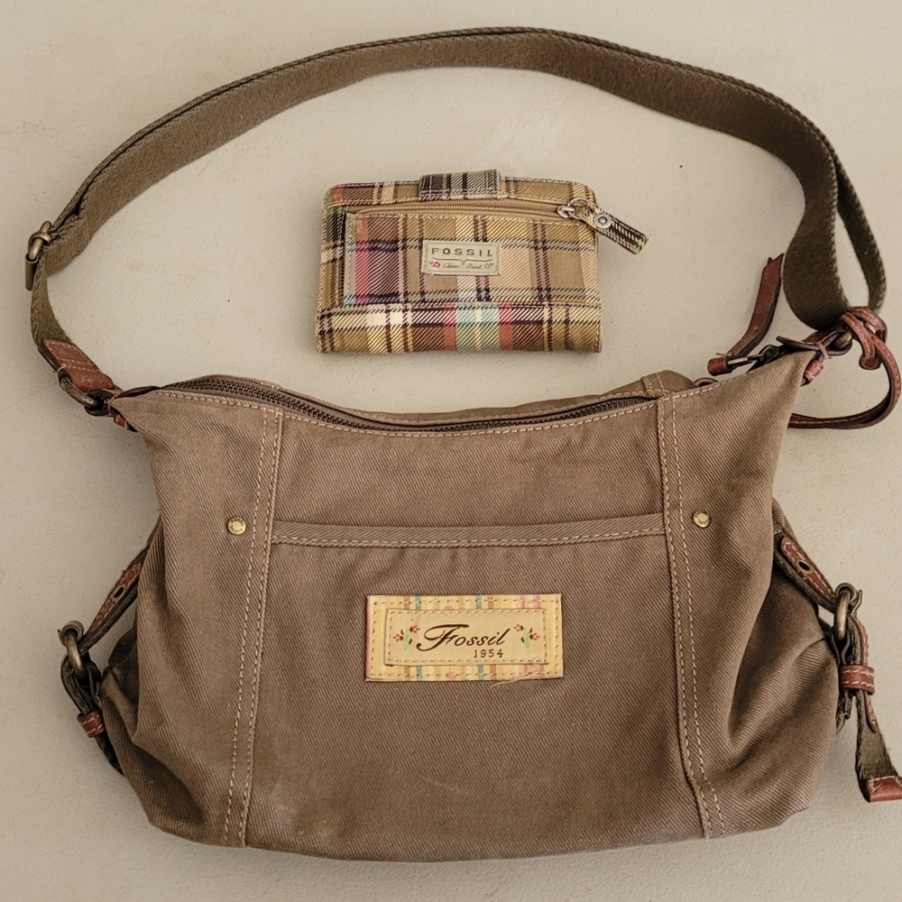 Fossil Puese with Matching Wallet